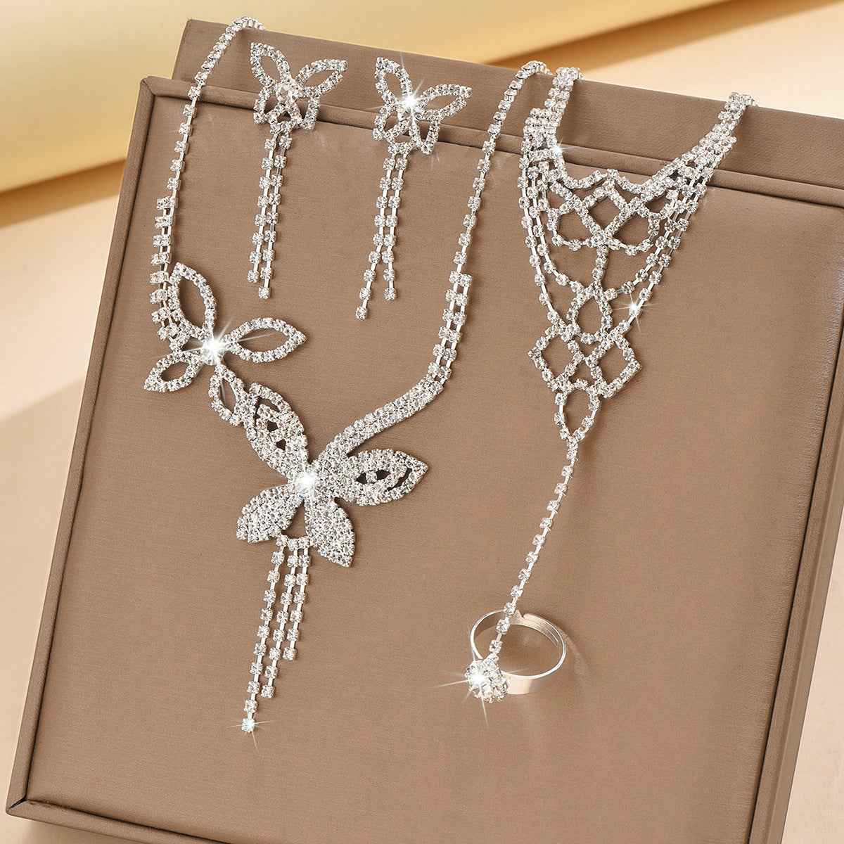 Butterfly Tassel Rhinestone Jewelry Set For Women 3 Piece
